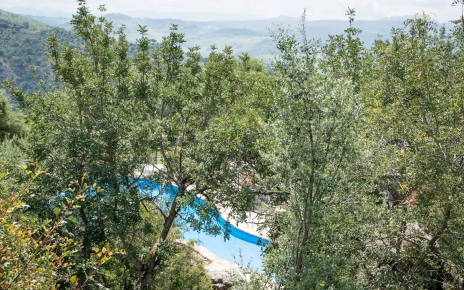 Piscina vista desde arriba